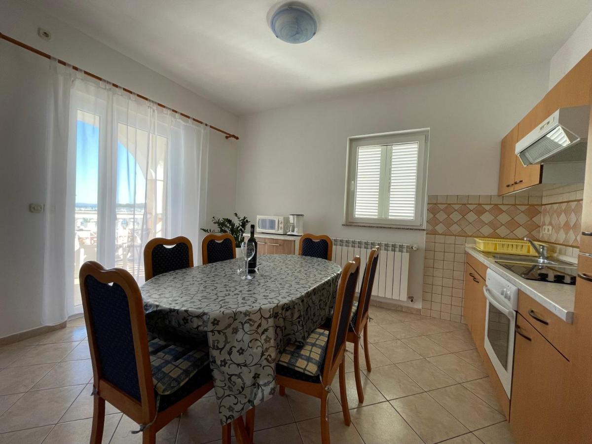 Apartmani Ruzarija راب المظهر الخارجي الصورة