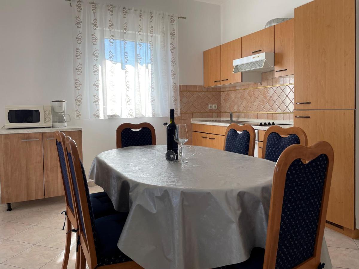 Apartmani Ruzarija راب المظهر الخارجي الصورة